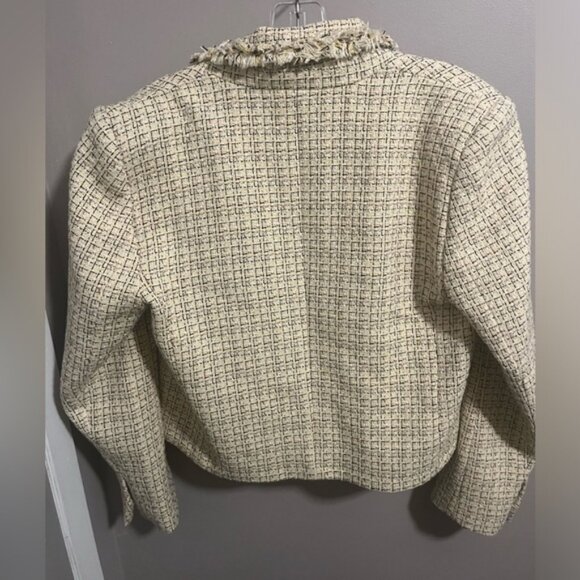 Zara cropped exaggerated shoulders tweed raw collar blazer NWT L - Picture 9 of 10